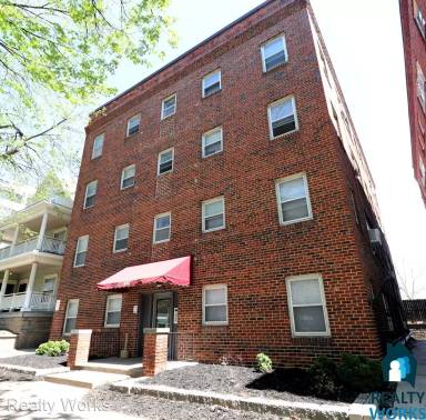 Main picture of 640 S 12th St