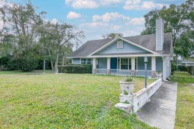 Main picture of 2573 Madeline Ave