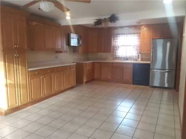 Main picture of 1041 Middletown Rd
