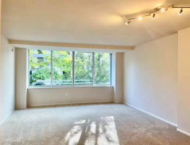 Main picture of Seattle Heights Condominium
