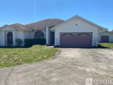 Main picture of 3520 E Theresa Ln