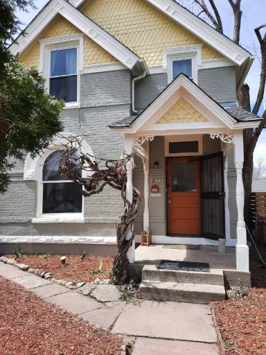 Main picture of 2227 N Marion St