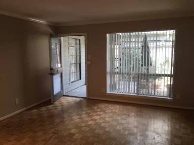Main picture of 1414 Castle Ct