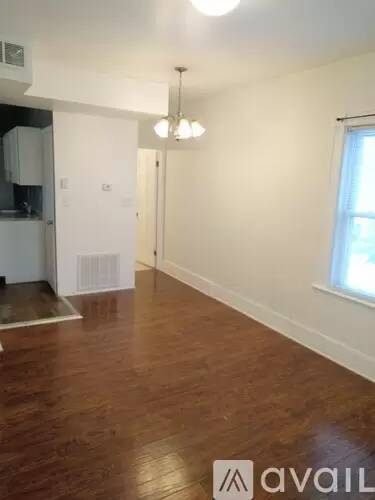 Main picture of 24 Banks St