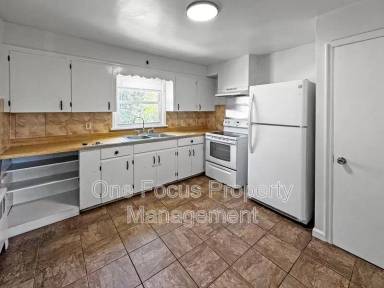 Main picture of 805 Rhoads Aly