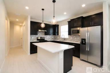 Main picture of 2235 Yellowfin Cir