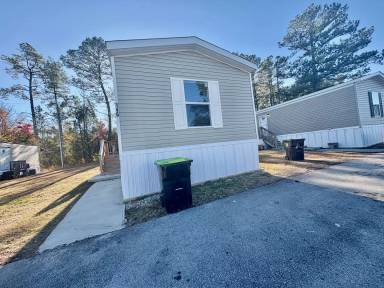 Main picture of 553 Corbin St