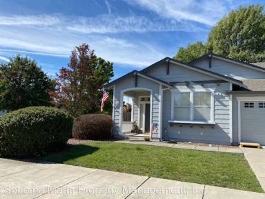 Main picture of 2447 Teaberry St