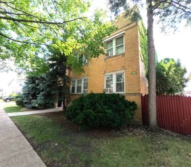 Main picture of 5272-5274 N Luna Ave