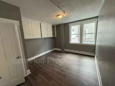 Main picture of South Union Room Rentals