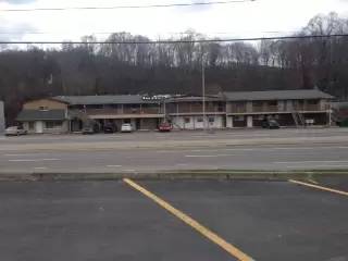 Main picture of 6735 MacCorkle Avenue - 208