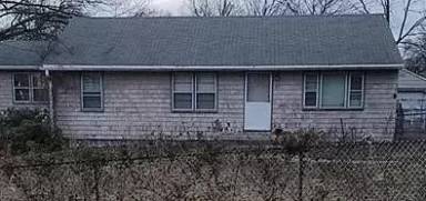 Main picture of 211 Burwell Rd