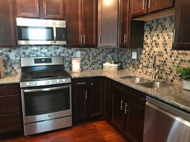 Main picture of 5363 Odell St