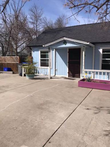 Main picture of 114 Lapree St
