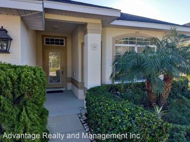 Main picture of 95 Raintree Cir