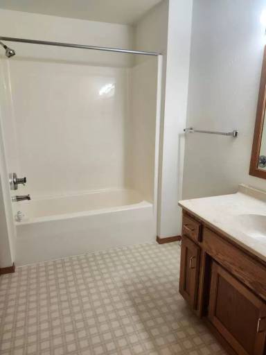 Main picture of 1808 Ridgeway Dr