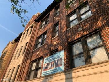 Main picture of 4625 S Drexel Blvd