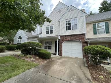 Main picture of 8419 Southgate Commons Dr