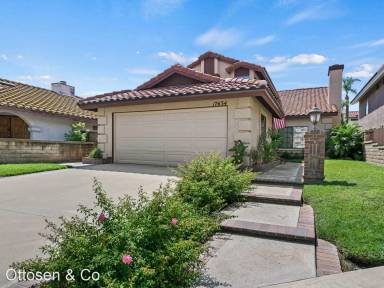 Main picture of 17634 Buttercup Ct
