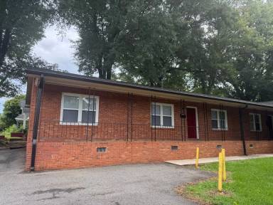 Main picture of 504 Stockton St