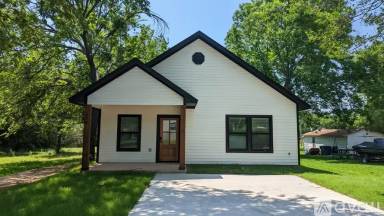 Main picture of 524 E Murray St