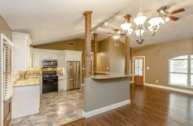 Main picture of 4309 Forest Park Dr