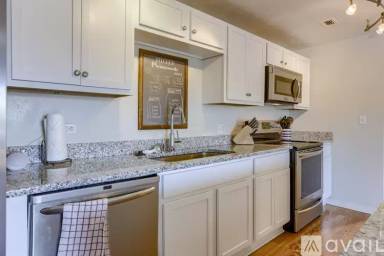 Main picture of 105 N 31st Ave