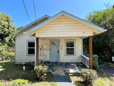Main picture of 114 Clingman Ave