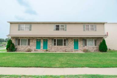 Main picture of 116 S 15th St
