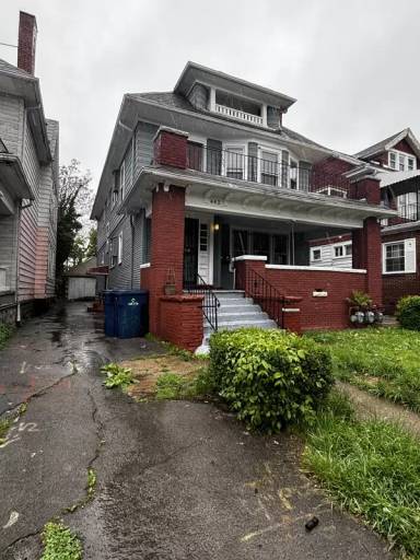 Main picture of 442 Wohlers Ave