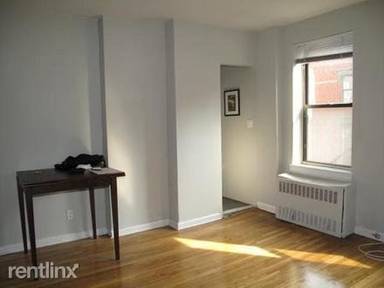 Main picture of 165 E 36th St
