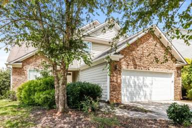 Main picture of 4550 Black Hills Dr NW