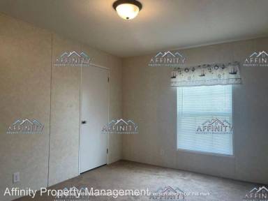 Main picture of 1556 Flanagan Dr