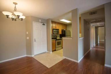 Main picture of 7150 Shoreline Dr