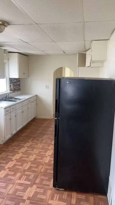 Main picture of 15286 S Telegraph Rd