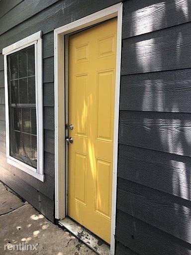 Main picture of 1809 NW 37th St