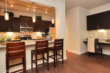 Main picture of 10817 Ranch Road 2222