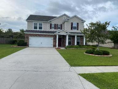 Main picture of 114 Cumberland Way