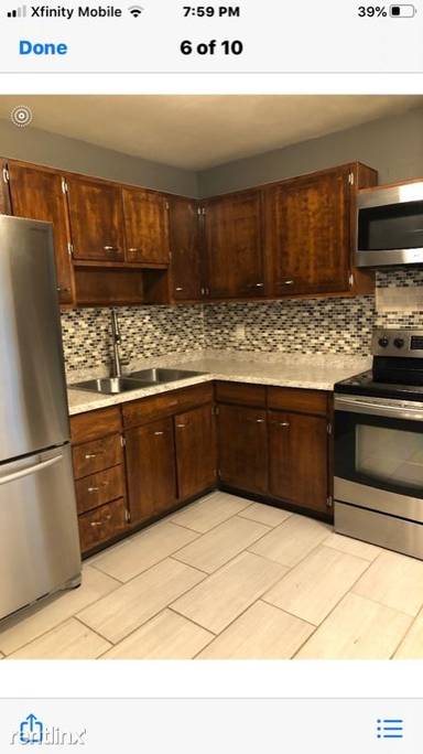 Main picture of 1133 W Jefferson St