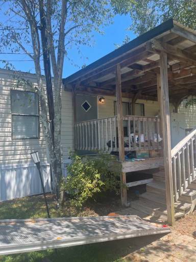 Main picture of 155 David Lyon Way