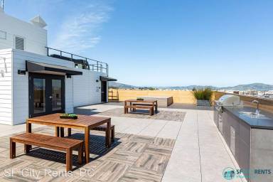 Main picture of 2448 Lombard St