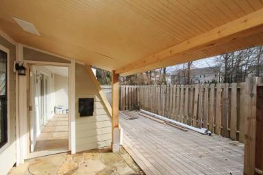 Main picture of 227 Goshen Ln
