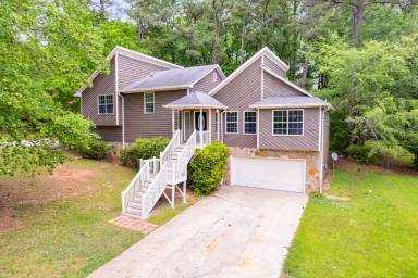 Main picture of 9004 Western Pines Dr