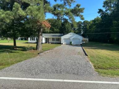 Main picture of 9576 Maryus Rd