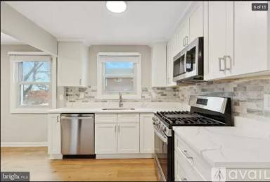Main picture of 1927 Delmar Dr