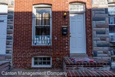 Main picture of 121 N Glover St