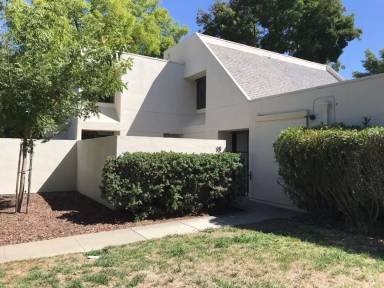 Main picture of 909 Alvarado Ave