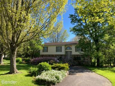 Main picture of 111 Willowbrook Dr