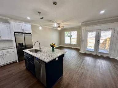 Main picture of 16117 Pawnee Dr