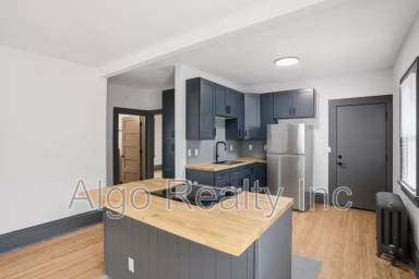 Main picture of 3433 Portland Ave